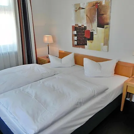 3 27 Inselstrand *
