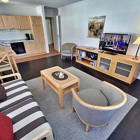 3 27 Inselstrand